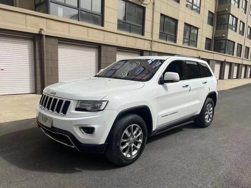 淄博17年Jeep大切諾基2