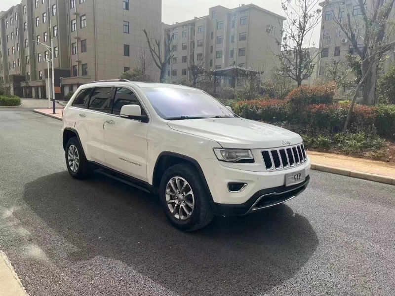 淄博17年Jeep大切諾基8