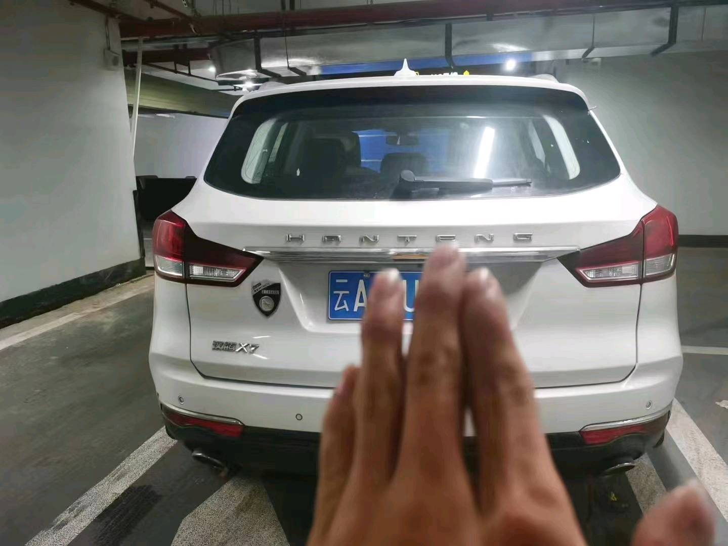 昆明19年漢騰汽車X74