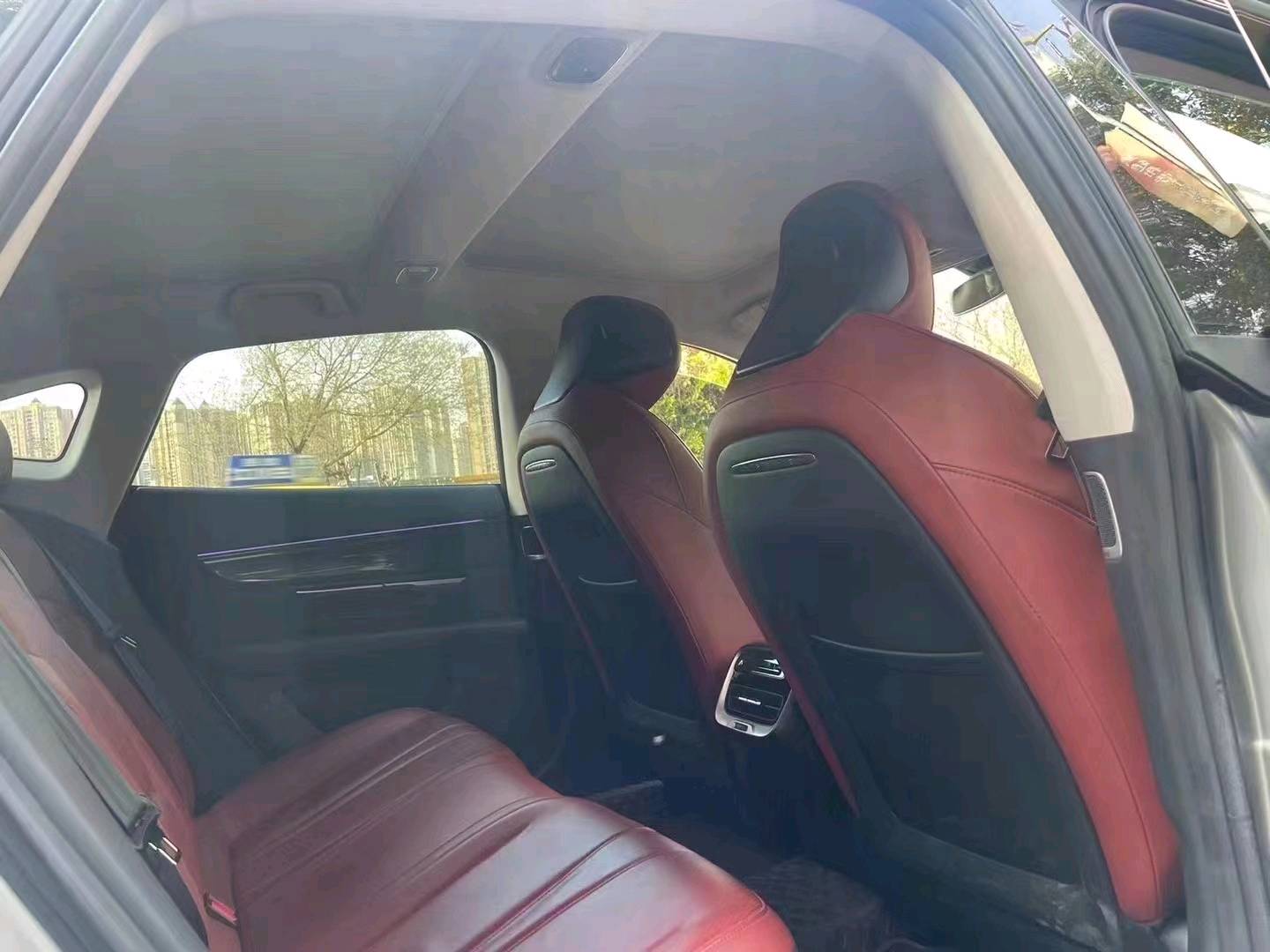 重慶22年小鵬汽車p77