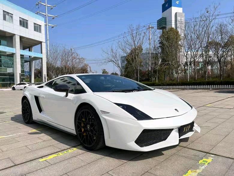 鹽城16年蘭博基尼Gallardo3