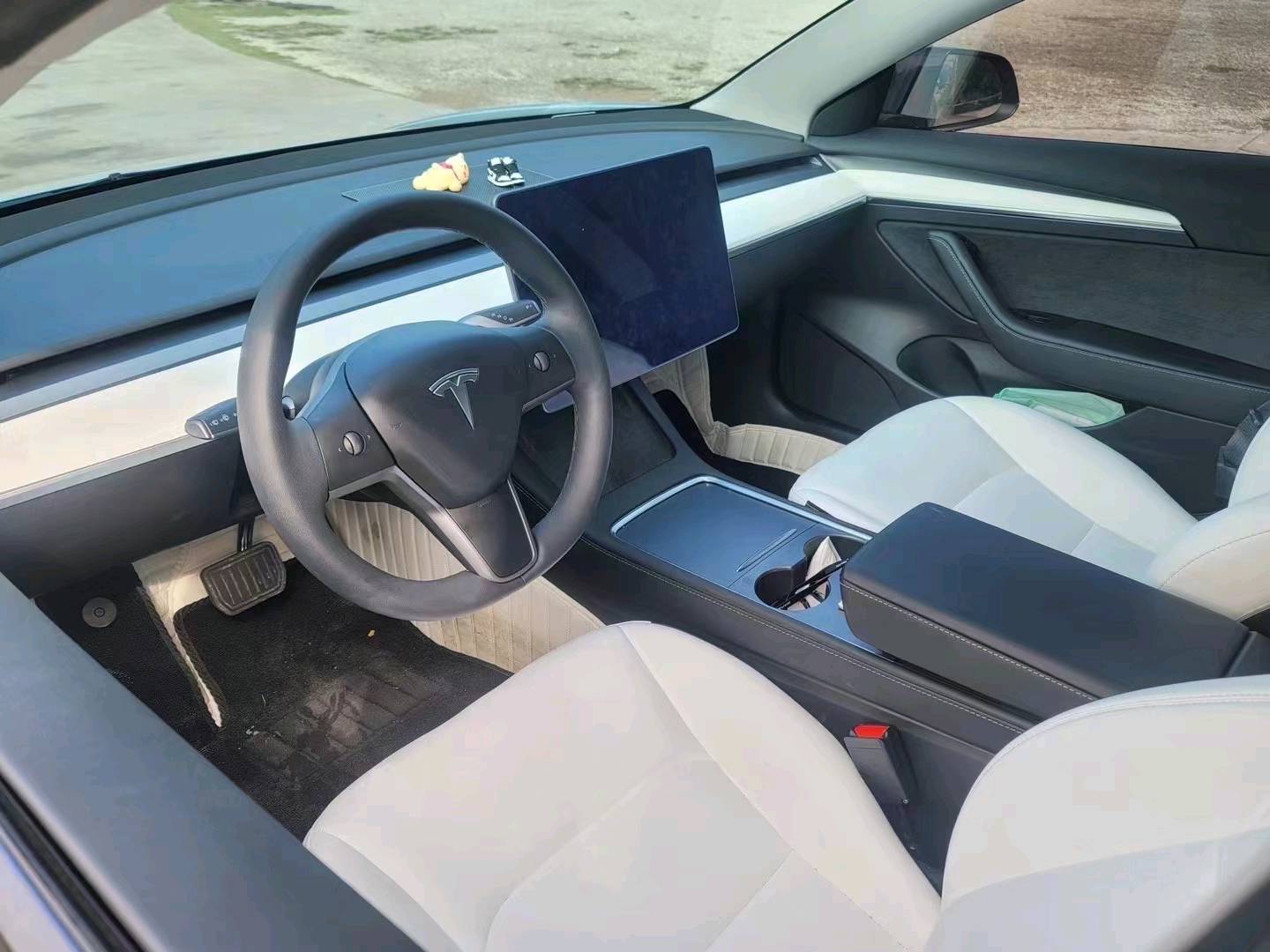 廣州22年特斯拉MODEL 33