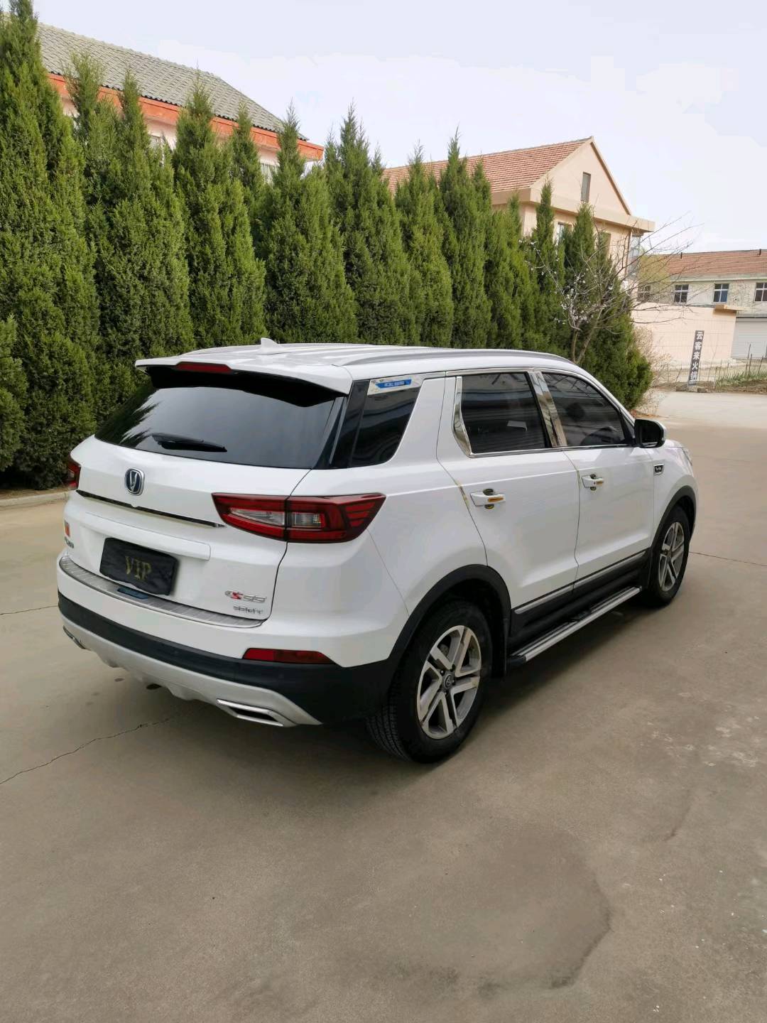 青島19年長安汽車CS556