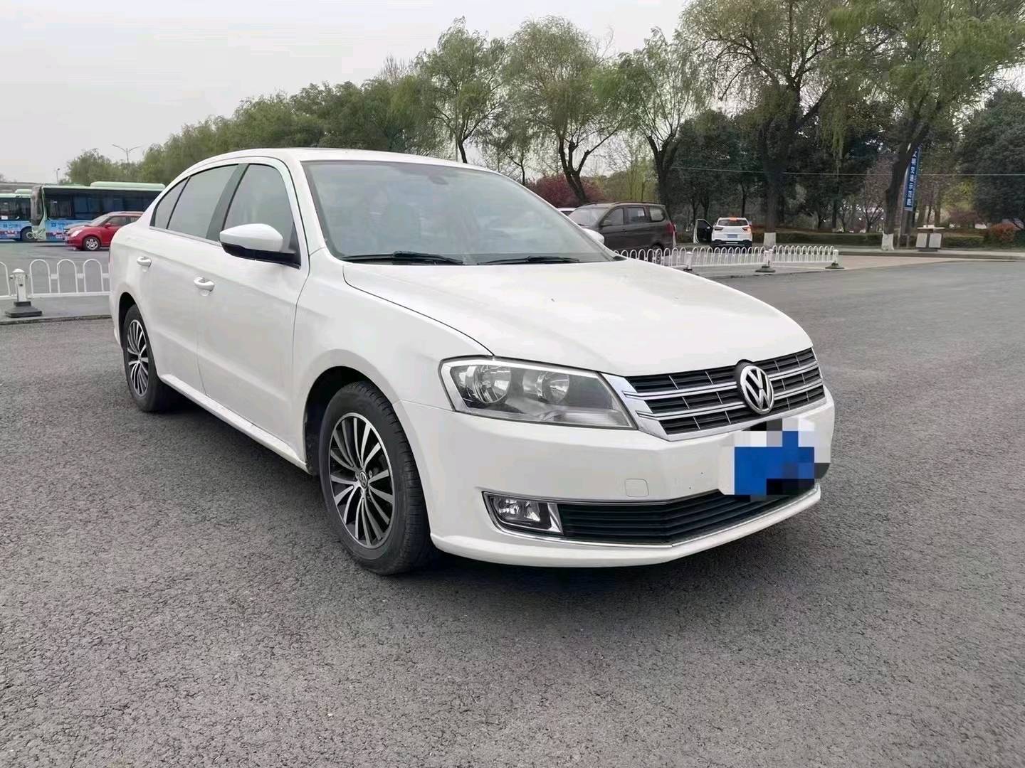 鄭州13年大眾朗逸3